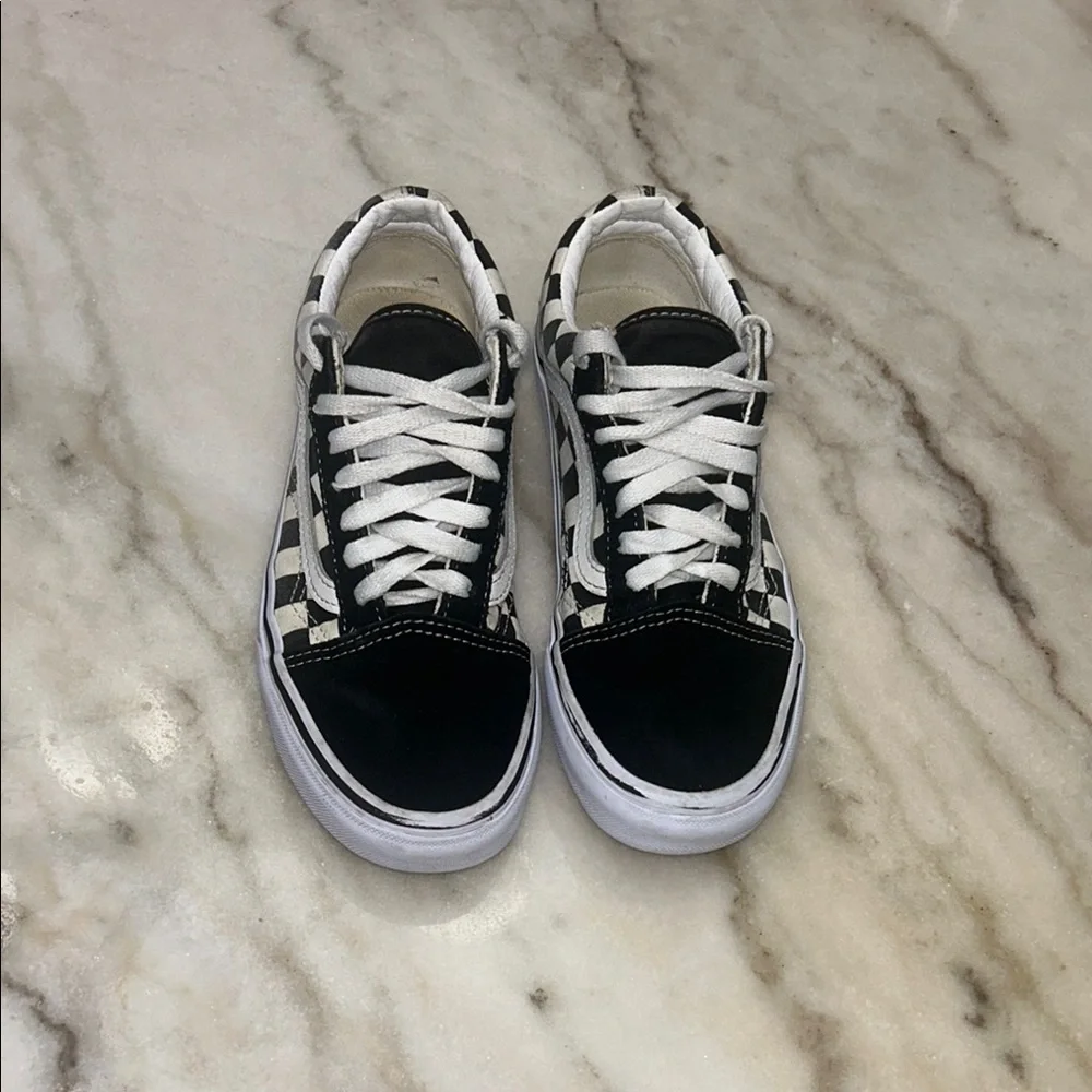 Vans Black and White Skate Sneakers Classic Design
